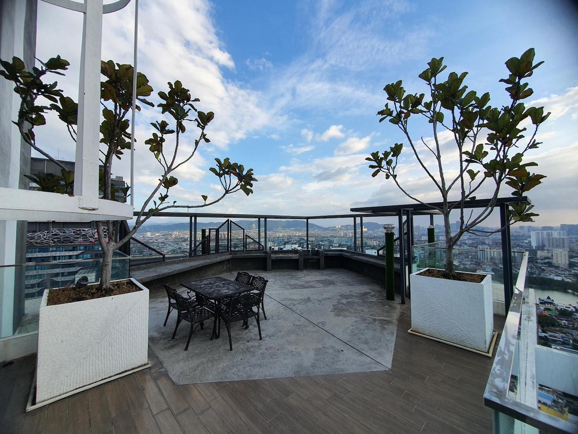 Reizz Residence By Luxury Suites Kuala Lumpur Buitenkant foto