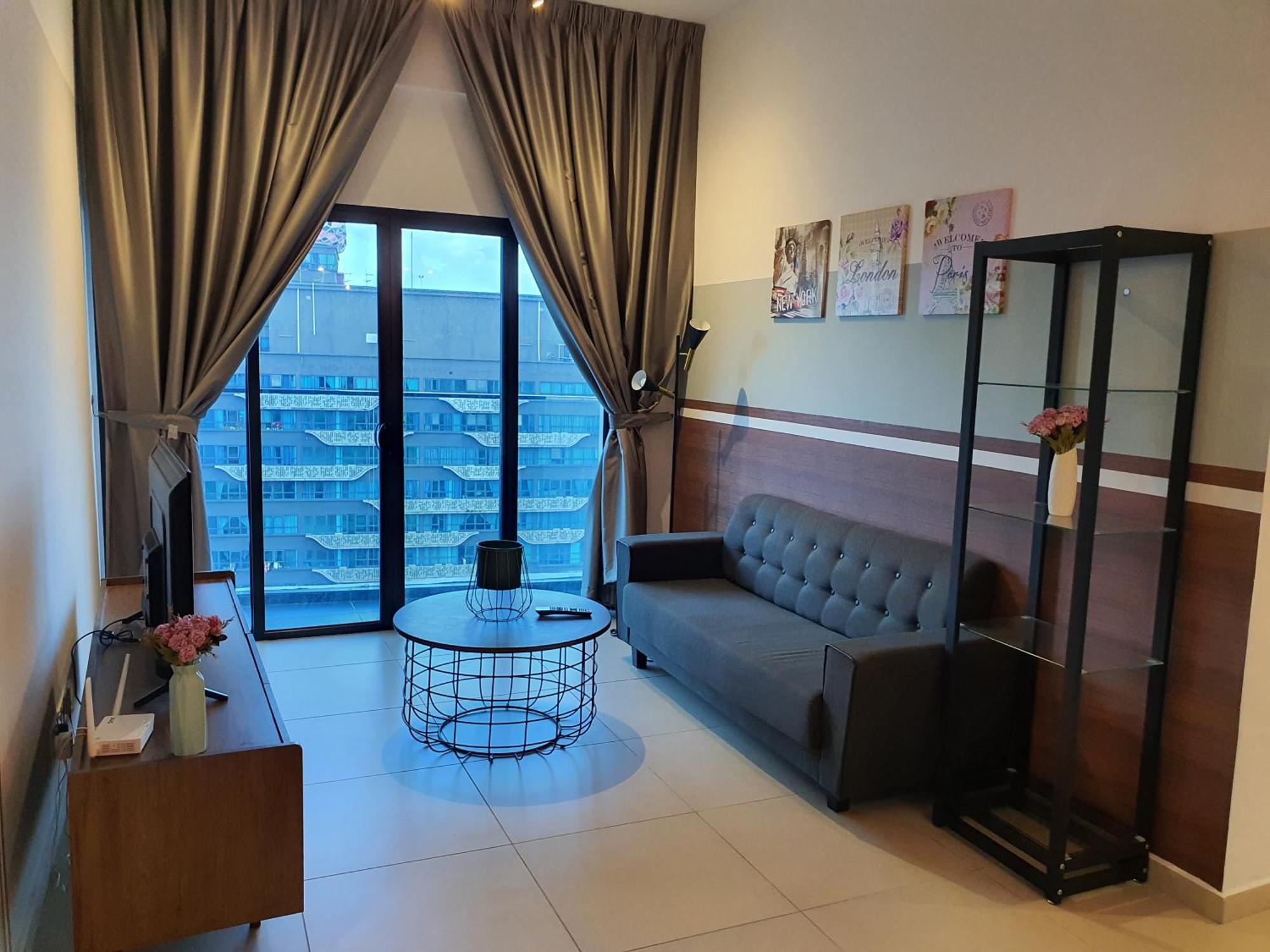 Reizz Residence By Luxury Suites Kuala Lumpur Buitenkant foto