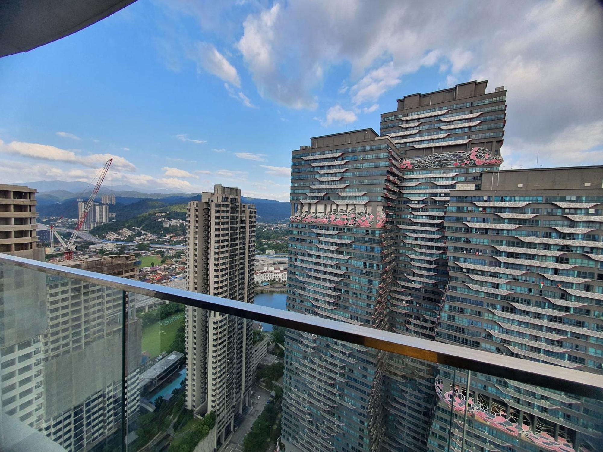Reizz Residence By Luxury Suites Kuala Lumpur Buitenkant foto